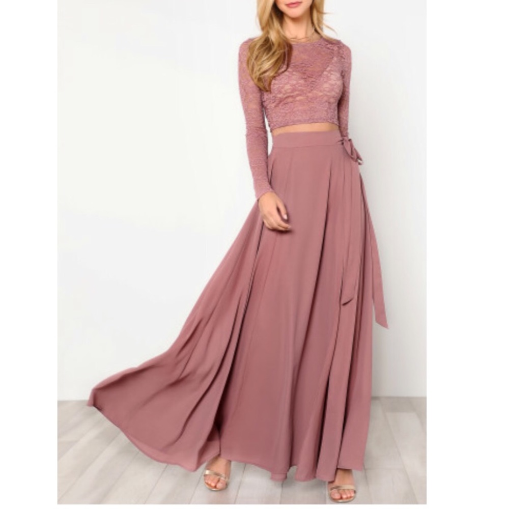 1️⃣0️⃣ New Crop Lace Top/Maxi Wrap Skirt (S) - Picture 3 of 7